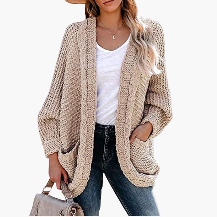 Women's Cardigan in Chunky Knit with Front Pockets | Altivaro
