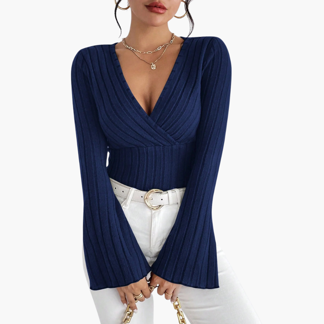 Maglione Donna Scollo a V Maniche Svasate in Maglia Aderente | Altivaro