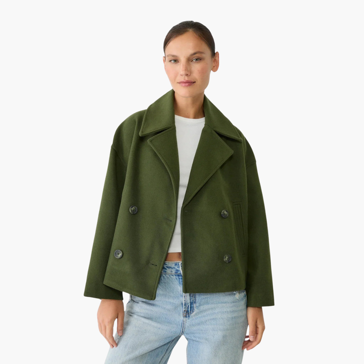 Women's short double-breasted wool coat | Altivaro