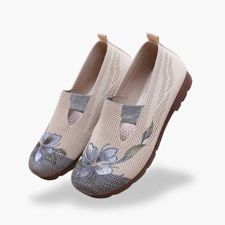 Scarpe ortopediche da donna con fiori ricamati | Altivaro