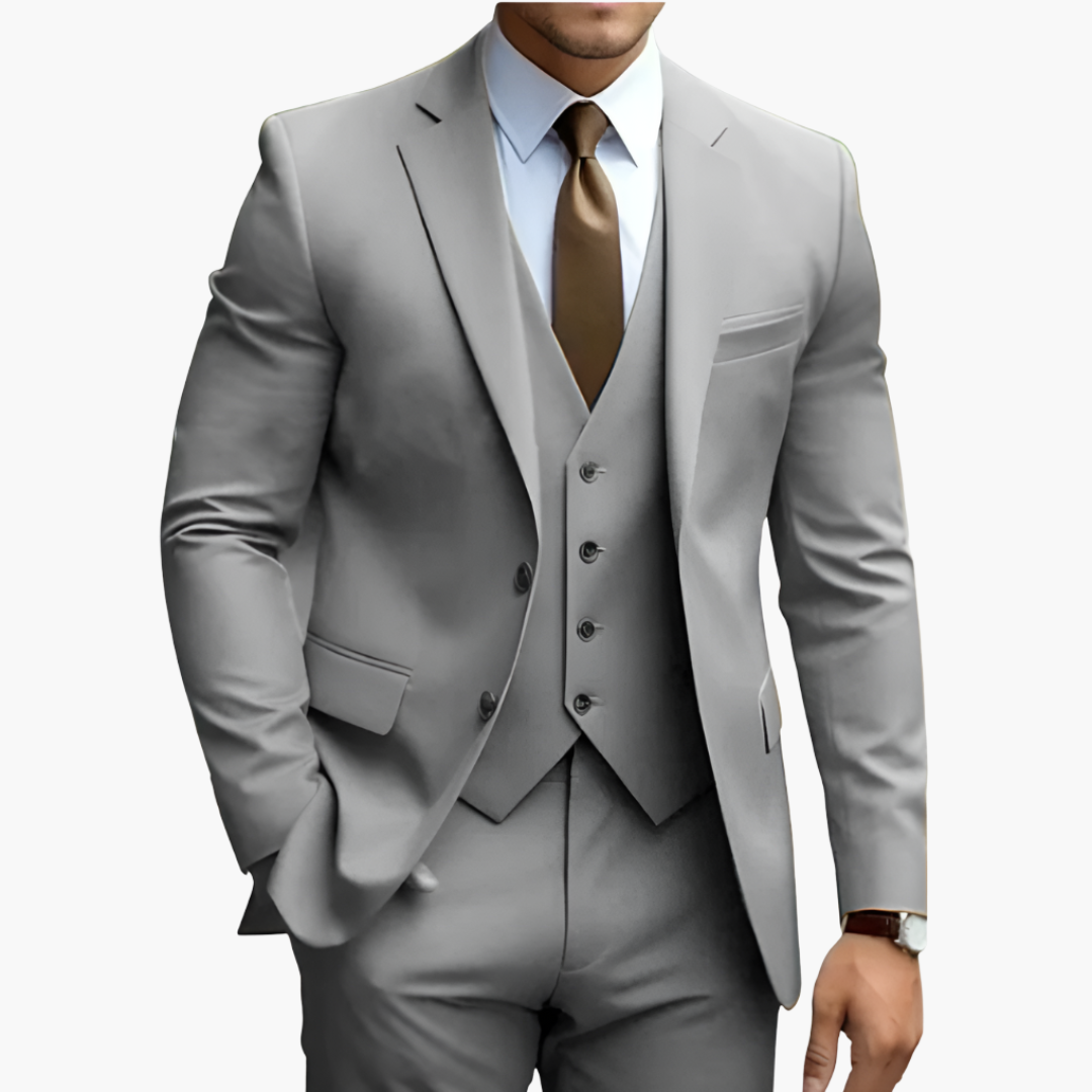 Completo Uomo Elegante con Giacca, Gilet e Pantaloni | Altivaro
