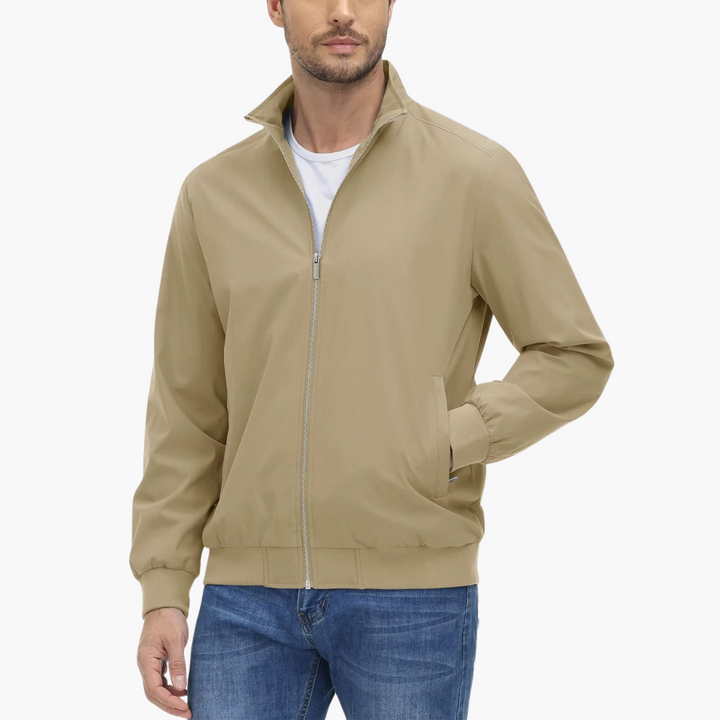 Men's Lightweight Windproof Jacket | Altivaro
