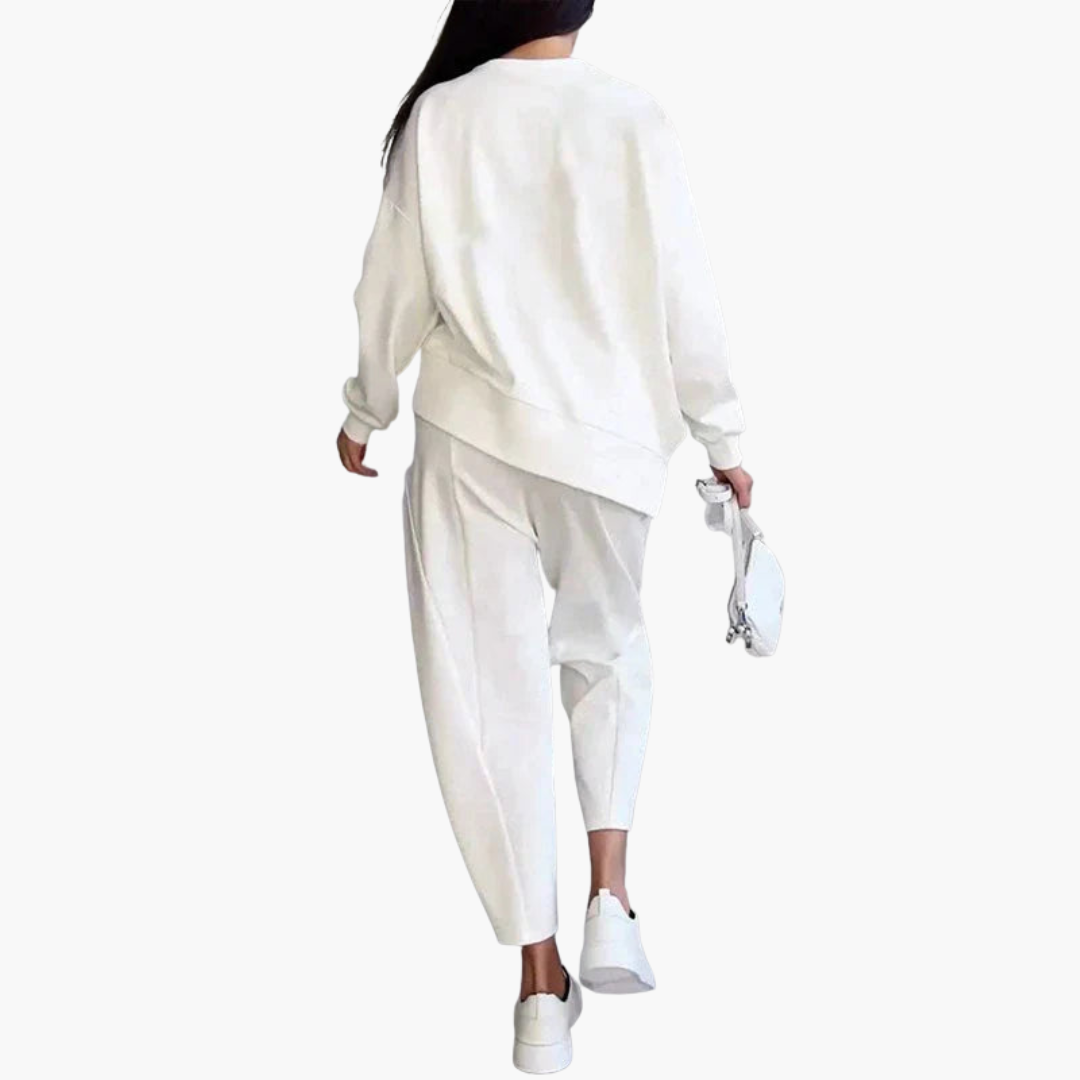 Women's Green Suit with Comfortable Shirt and Pants | Altivaro
