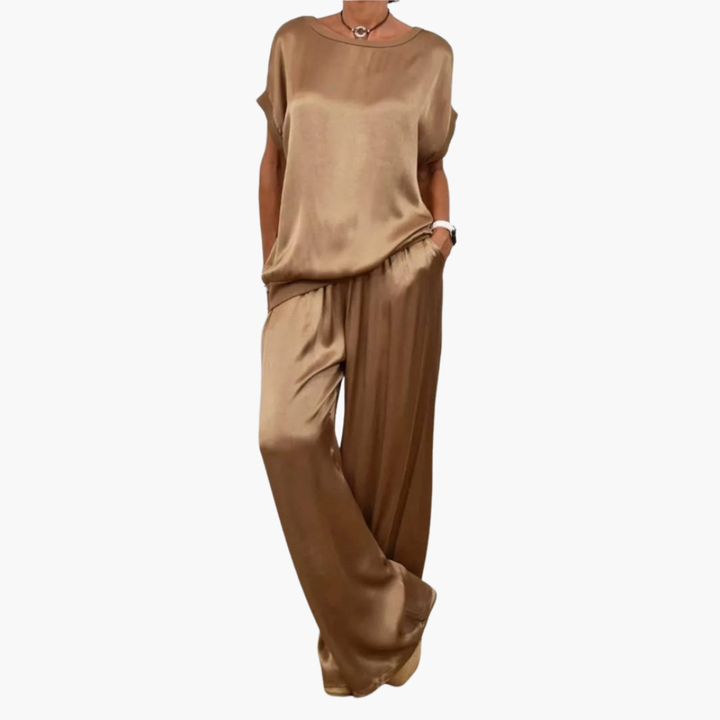 Elegant Women's Set in Satin with Wide Pants | Altivaro