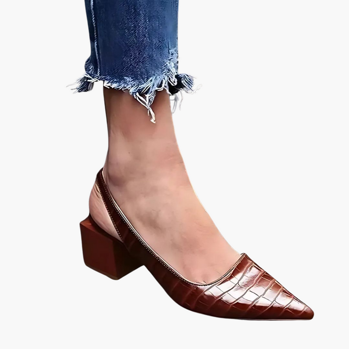 Scarpe Ortopediche Donna Tacco Medio Vernice | Altivaro