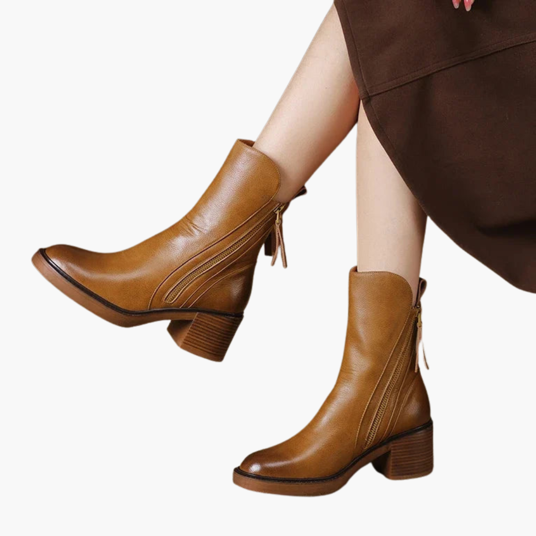 Women's Orthopedic Leather Ankle Boots with Heel | Altivaro
