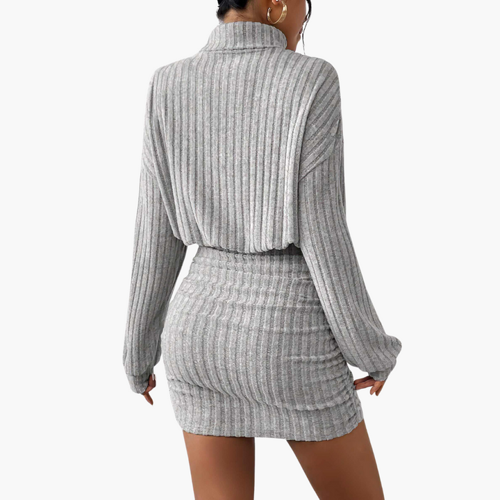 Abito Donna con Collo Alto e Righe Verticali | Altivaro
