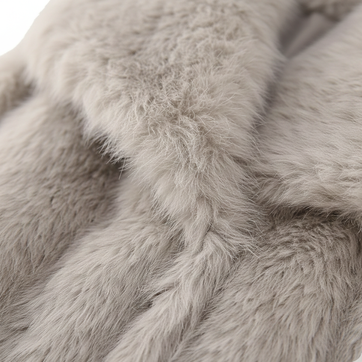 Pelliccia sintetica donna corta elegante | Altivaro