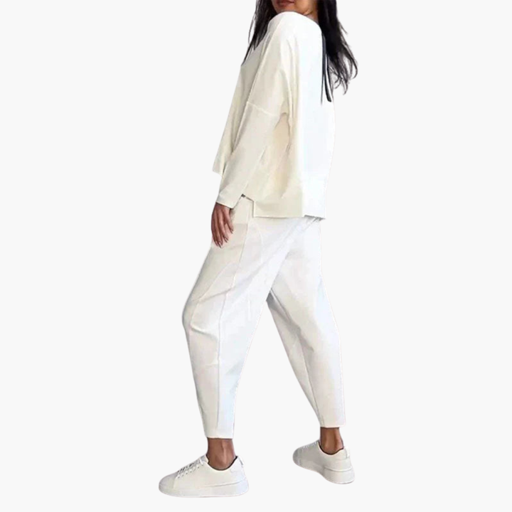 Women's Green Suit with Comfortable Shirt and Pants | Altivaro