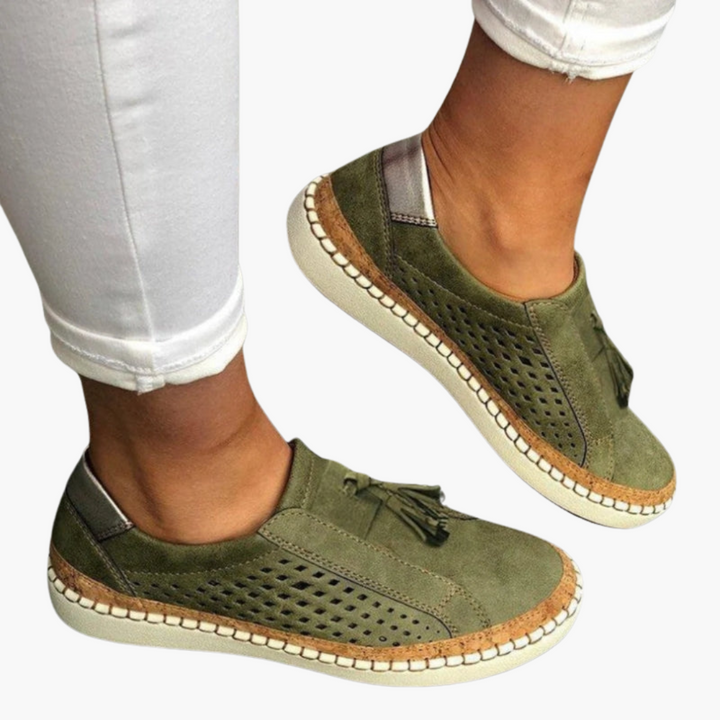 Sneakers Donna in Camoscio con Dettaglio Tassello | Altivaro