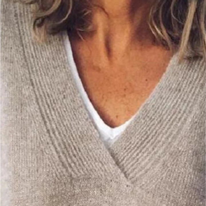 Maglione da Donna con Scollo a V in Maglia Morbida | Altivaro