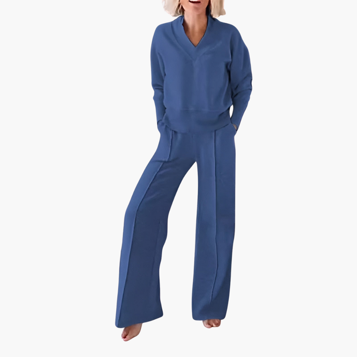 Women's Two-Piece Elegant Knit Set | Altivaro