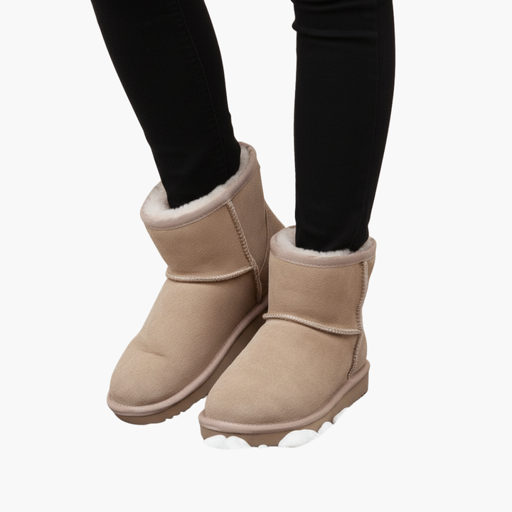 Women's winter orthopedic boots with fur | Altivaro