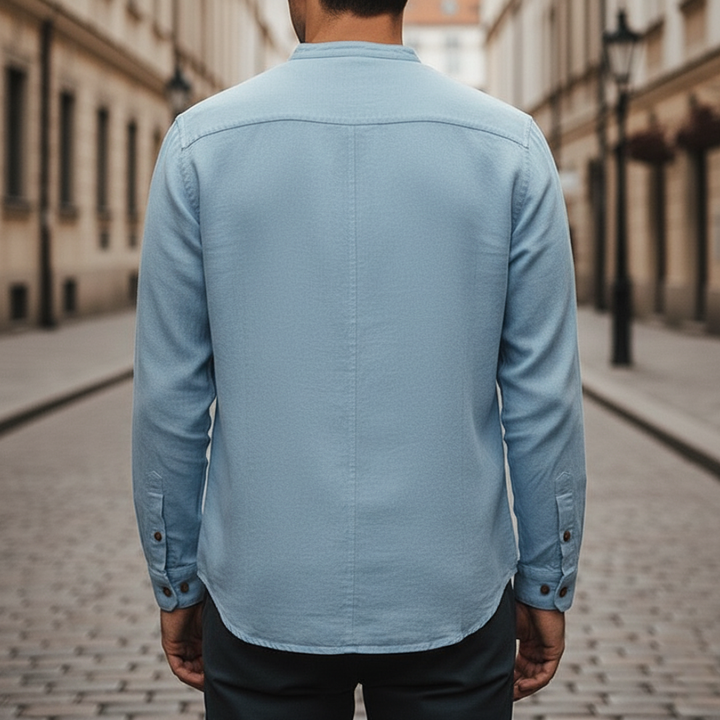 Camicia Uomo in Cotone con Colletto a V e Bottoni | Altivaro