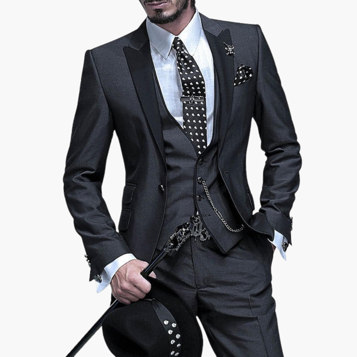 Abito da uomo con catena in stile gotico | Altivaro