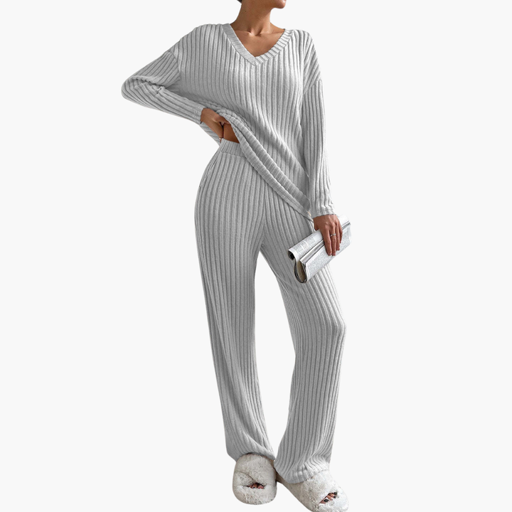 Complete Ribbed Knit Sweater and Pants for Women | Altivaro