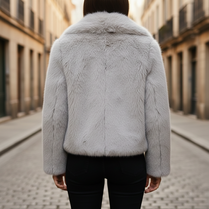 Pelliccia sintetica donna corta elegante | Altivaro