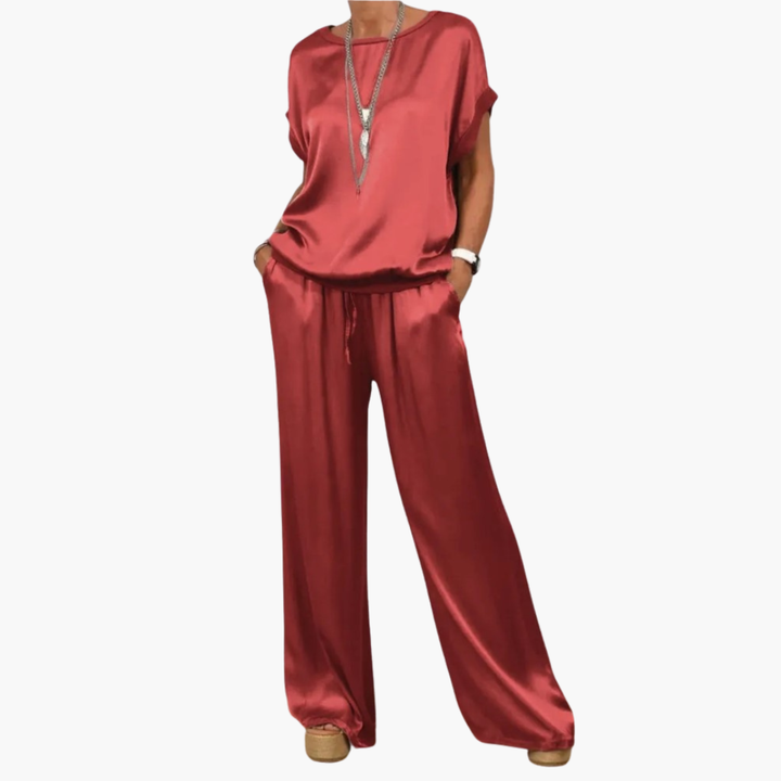 Elegant Women's Set in Satin with Wide Pants | Altivaro