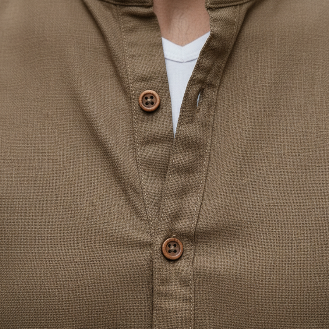 Camicia Uomo in Cotone con Colletto a V e Bottoni | Altivaro