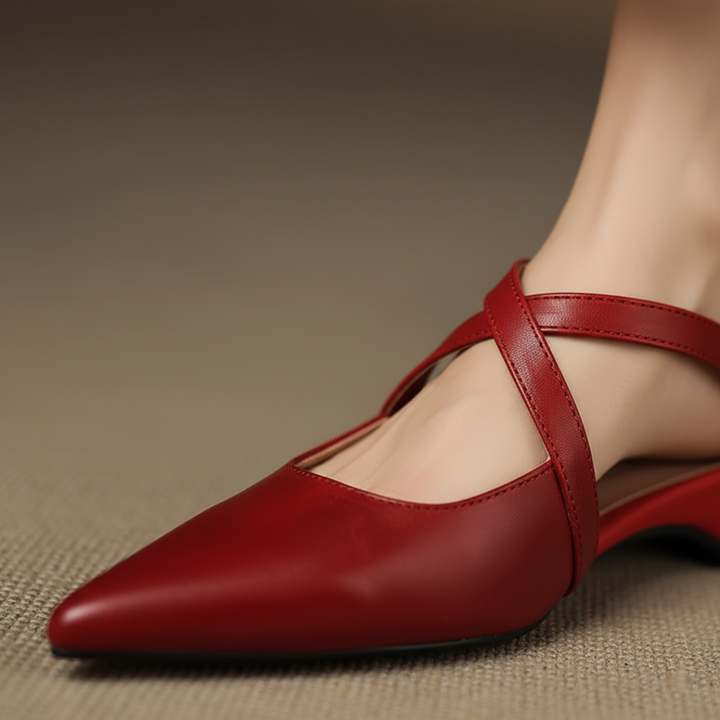 Orthopädische Damenschuhe aus Kunstleder mit Riemen | Altivaro