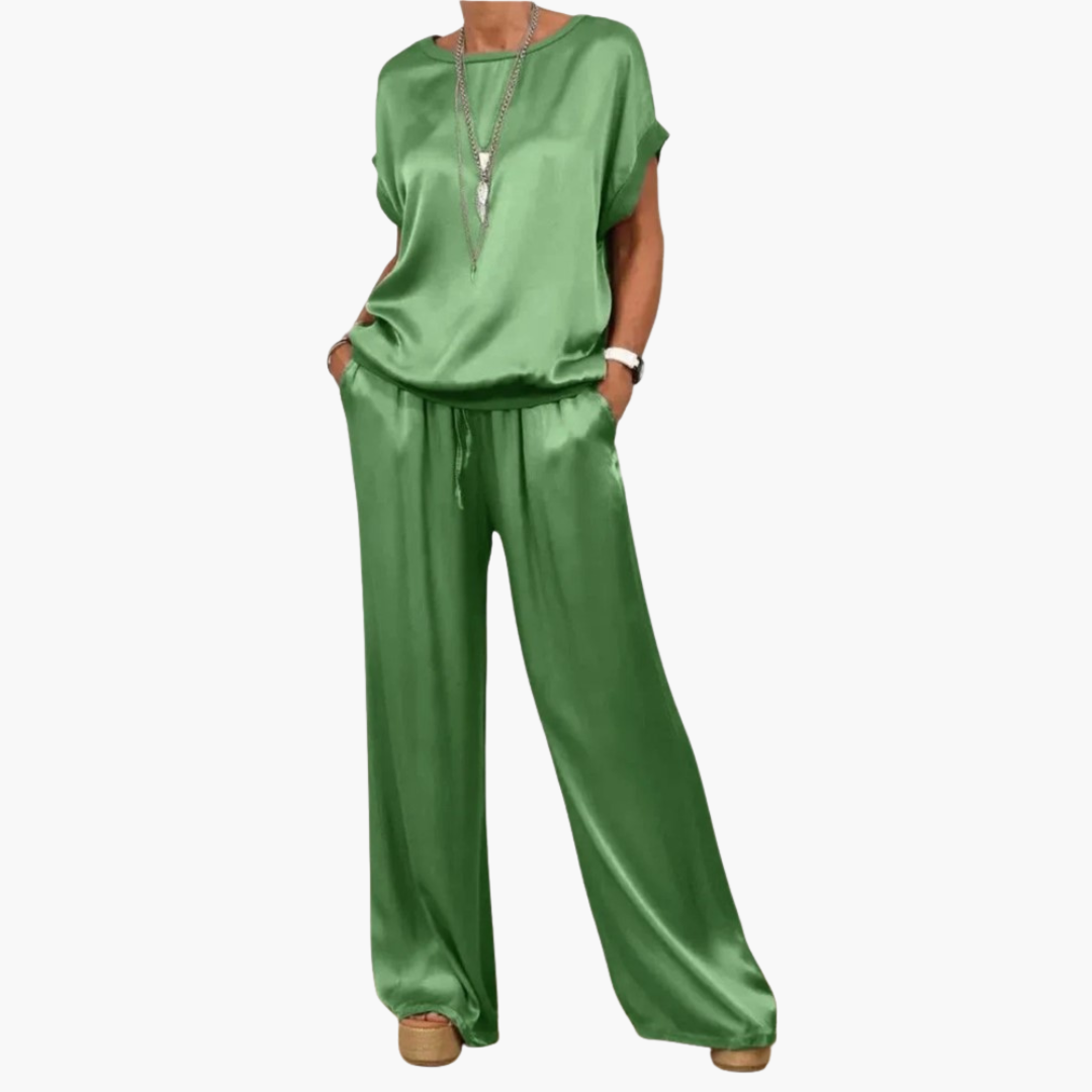 Elegant Women's Set in Satin with Wide Pants | Altivaro