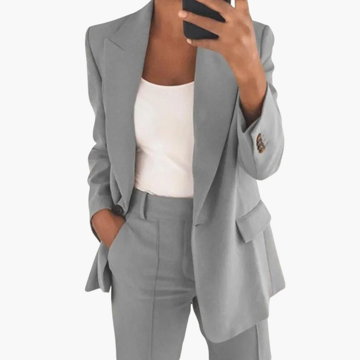 Donna Completo con Giacca e Pantaloni | Altivaro