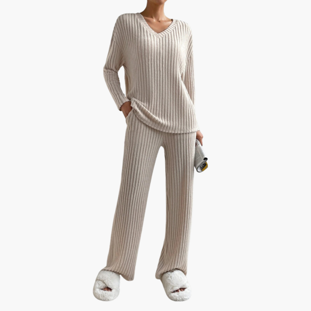 Complete Ribbed Knit Sweater and Pants for Women | Altivaro