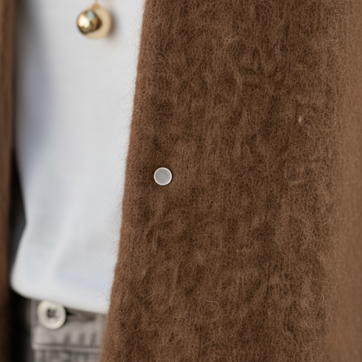 Cardigan Donna in Tessuto Morbido con Bottoni | Altivaro