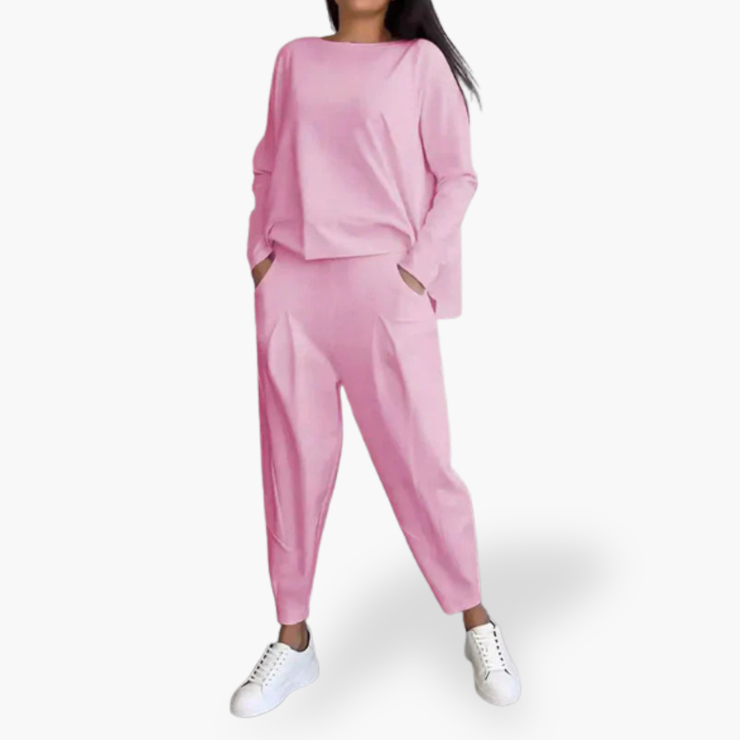 Women's Green Suit with Comfortable Shirt and Pants | Altivaro
