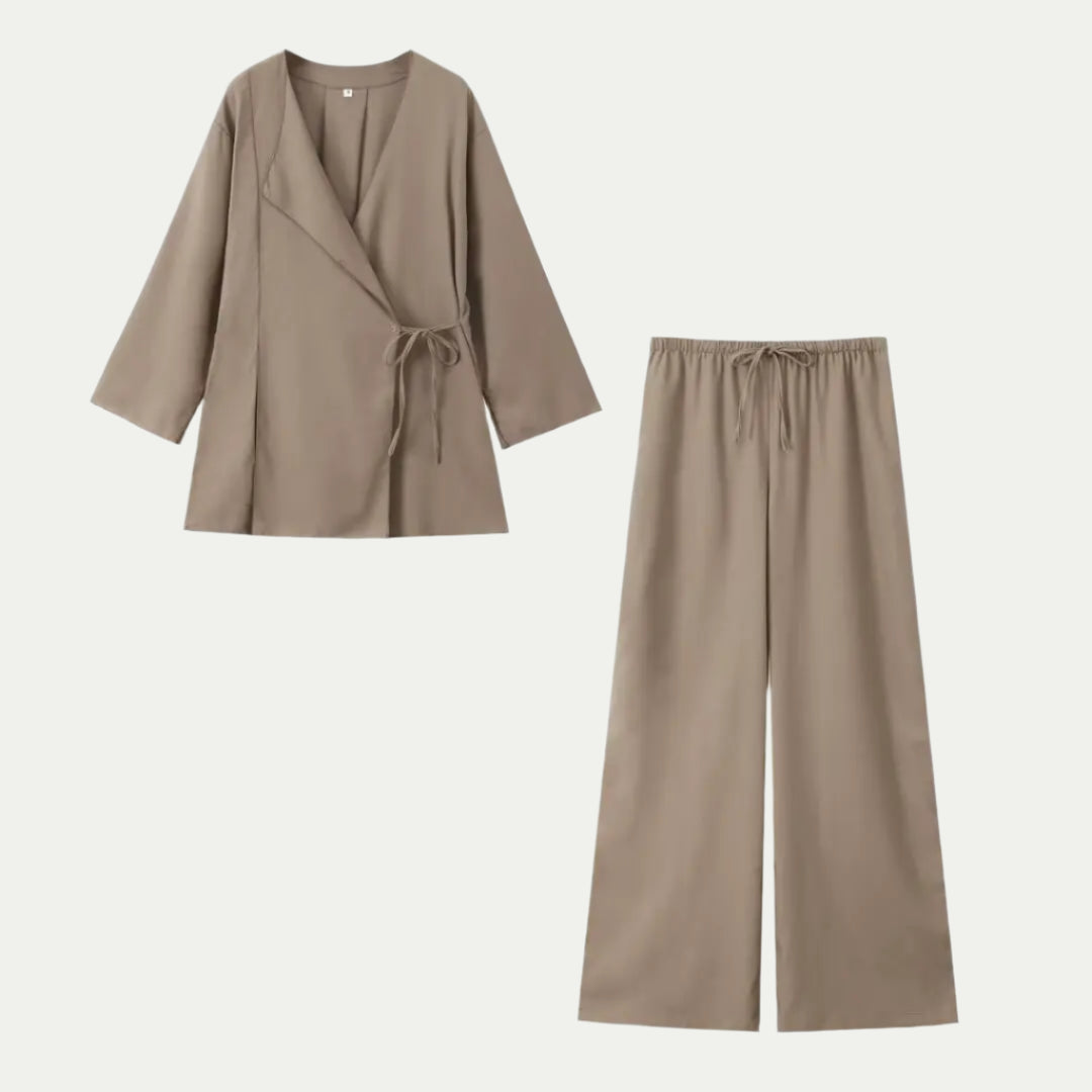 Completo Pigiama da Donna in Seta Satin con Pantaloni Larghi | Altivaro