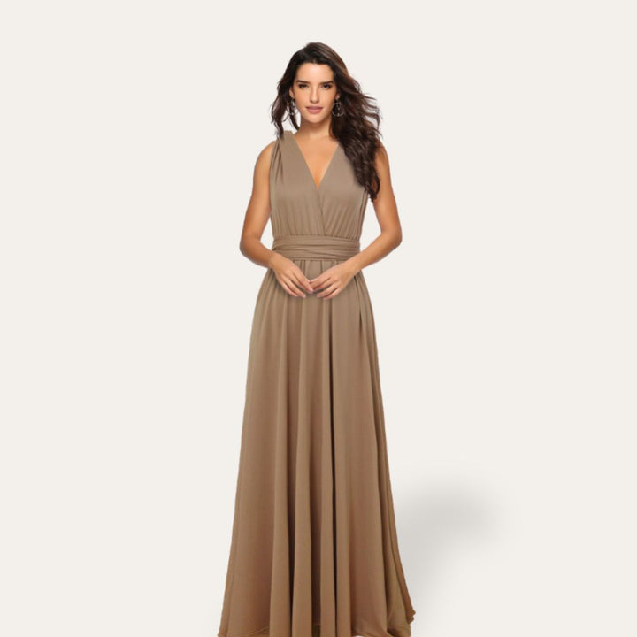 Elegante Abito Lungo Scollato Azzurro | Altivaro